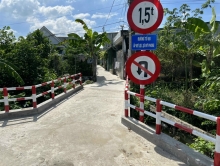 Sản xuất biển báo giao thông theo yêu cầu